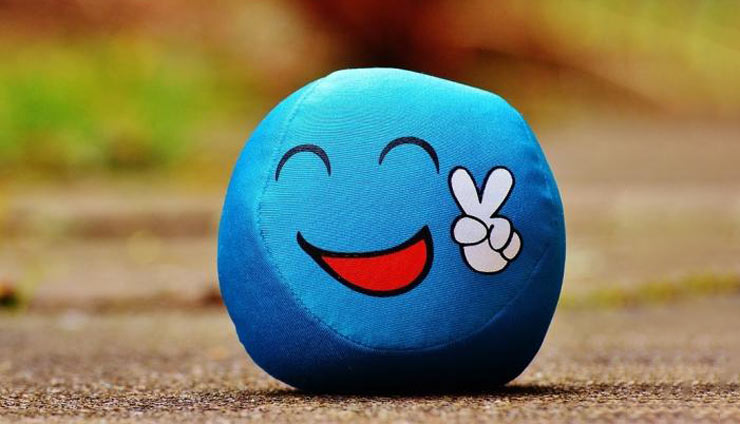 اسباب بازی ،اسباب بازی های ضد استرس؛ ۱۸ اسباب بازی جذاب برای کاهش استرس ،مجسمه دایناسور آهنربایی ،تخته کوچک خط‌خطی کردن