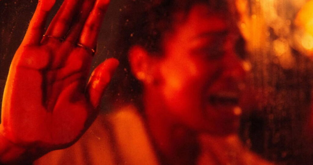 نقد فیلم Talk to Me 38 نقد فیلم Talk to Me