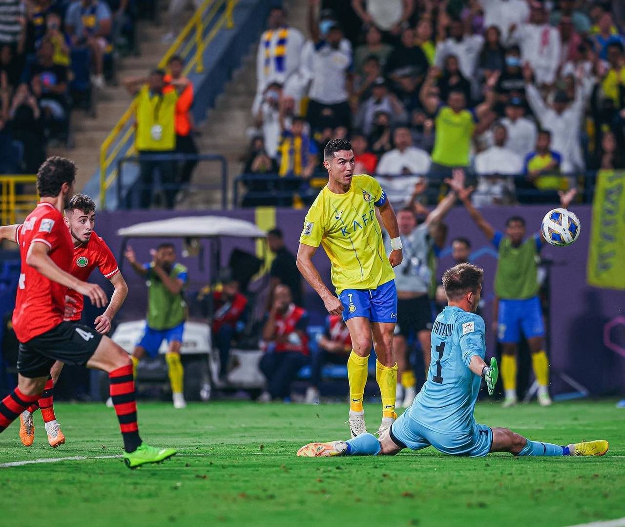 عکس| تاریخ‌سازی رونالدو در آسیا آغاز شد