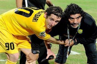 واکنش مارادونا به گلزنی محمدرضا خلعتبری + فیلم