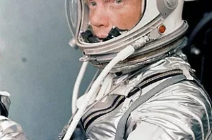 پرواز جان گلن به‌عنوان پیرترین فضانورد جهان