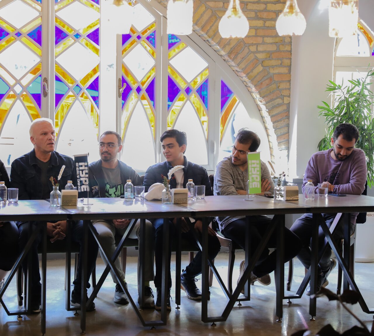 5946901 کیت آرژانتین با امضای مسی در دستان سه ایرانی