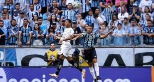 عکس| حمله به اتاق VAR پس از اخراج جنجالی