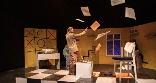 دو تئاتر در خانه "نمایش دا" آخرین روزهای خود را می‌گذرانند