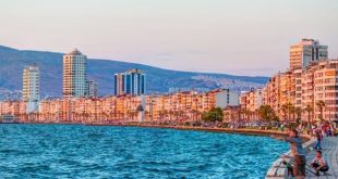 سفر به ازمیر برای شرکت در فستیوال‌های متنوع