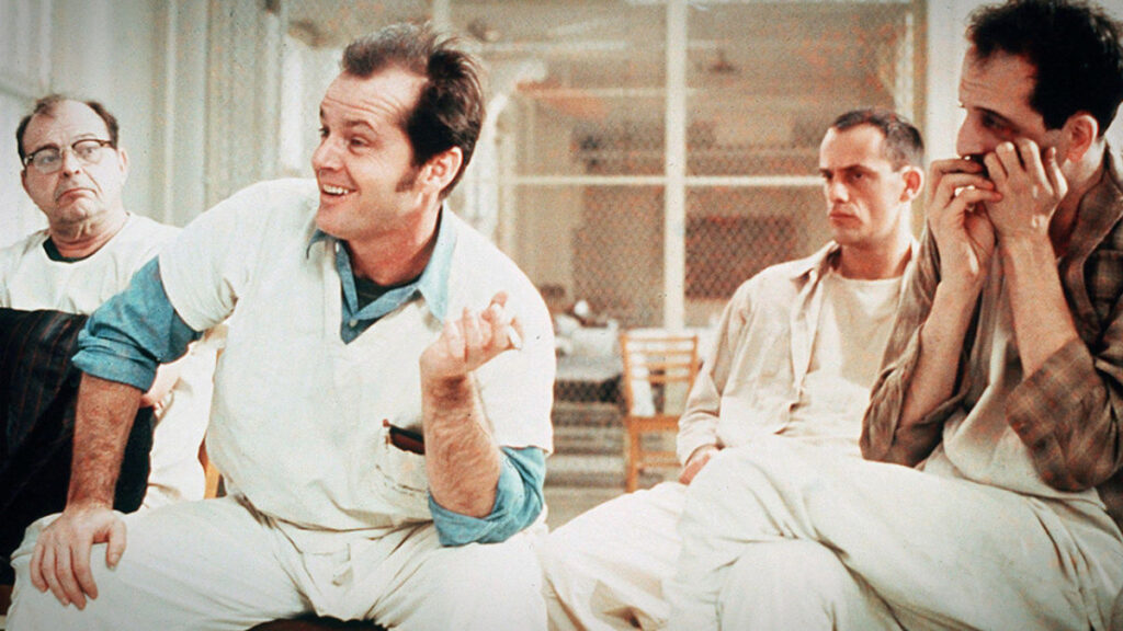 بهترین فیلم های درام و داستانی 220 One Flew Over the Cuckoo's Nest