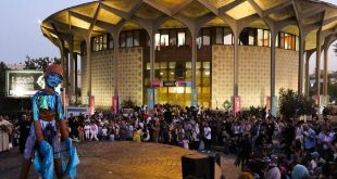 تئاترهای پاییزی آذر کدامند؟