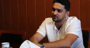 نکونام بهتر است بگوید 11 گلادیاتور دارد