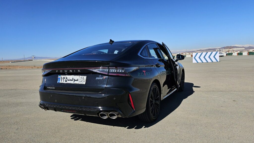 توانایی رانندگی با فونیکس آریزو 8 در پیست آیلند، سوناتای چینی! 6 پیست آیلند