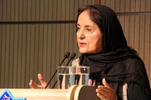 استاد زبان و ادبیات فارسی در گذشت