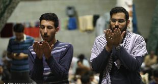 اعتکاف در دانشگاه تهران