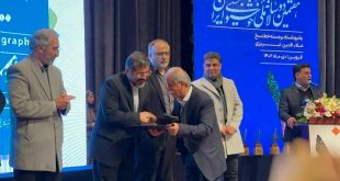 تجلیل از استاد علی اکبر پگاه قزوینی در هفتمین دوسالانه ملی خوشنویسی کشور