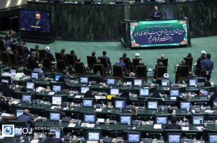 وزارت فرهنگ و ارشاد اسلامی مکلف به بیمه اصحاب فرهنگ، هنر و رسانه شد