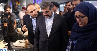 وزیر فرهنگ از دوازدهمین جشنواره مد و لباس فجر بازدید کرد