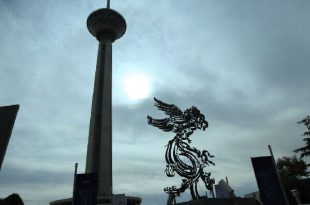 اختتامیه جشنواره فیلم فجر امروز از شبکه نمایش پخش می شود