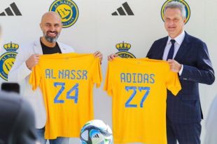 عکس‌| رونالدو تا ۳ سال آدیداس می‌پوشد!