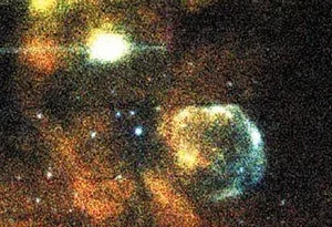 یک هفته پس از پرتاب موفقیت آمیز در دسامبر 1999، درهای تلسکوپ ایکس‌ام‌ام-نیوتون در ماژول‌های آینه اشعه ایکس و تلسکوپ مانیتور نوری باز شدند.