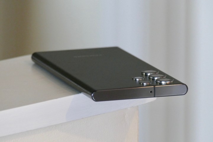 بهترین گوشی گیمینگ | زمستان ۱۴۰۲ 232 گوشی گیمینگ سامسونگ مدل Galaxy S22 Ultra