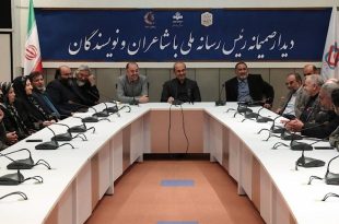 رییس سازمان صدا وسیما روز گذشته با جمعی از شاعران و نویسندگان دیدار کرد