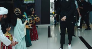 عکس‌| استقبال ویژه دختران اماراتی از کریستیانو رونالدو