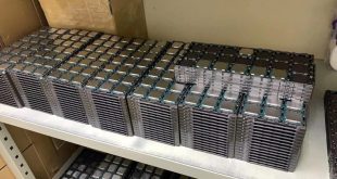 سینی‌های رو هم قرار داده شده از پردازنده‌های Tray