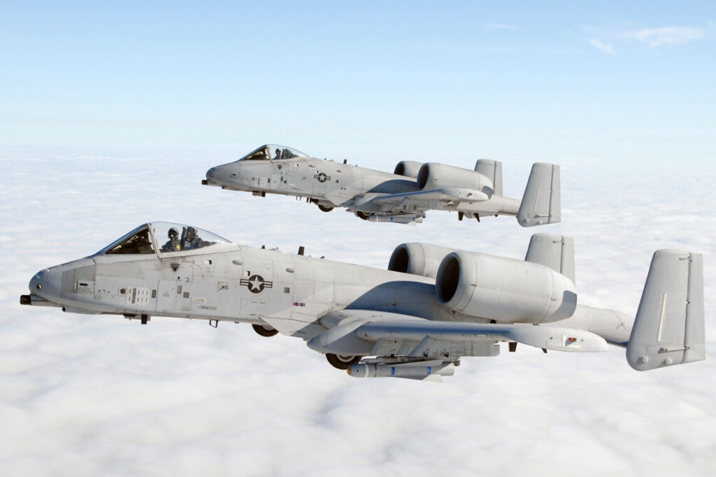 ویژگی های جت جنگنده A-10 Thunderbolt II ملقب به گراز_دلچسب 19 ویژگی های جت جنگنده A-10 Thunderbolt II ملقب به گراز