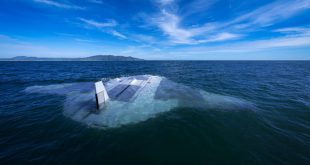 اولین آزمایش زیردریایی بدون خدمه Manta Ray دارپا