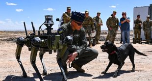تست سگ رباتیک مجهز به مسلسل تفنگداران دریایی آمریکا