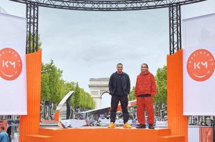 عکس| برادران امباپه در خاص‌ترین خیابان پاریس