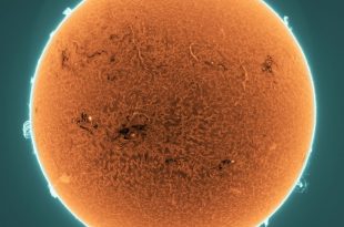 برجستگی‌ها و رشته‌ها در خورشید فعال