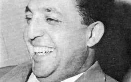 حسین پیرنیا