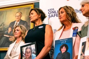 والدین حامی قانون ایمنی آنلاین کودکان