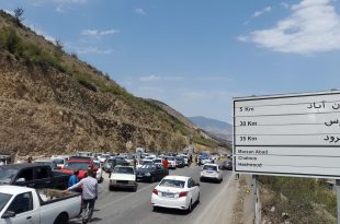 محورهای چالوس و فیروزکوه در ترافیک سنگین هستند