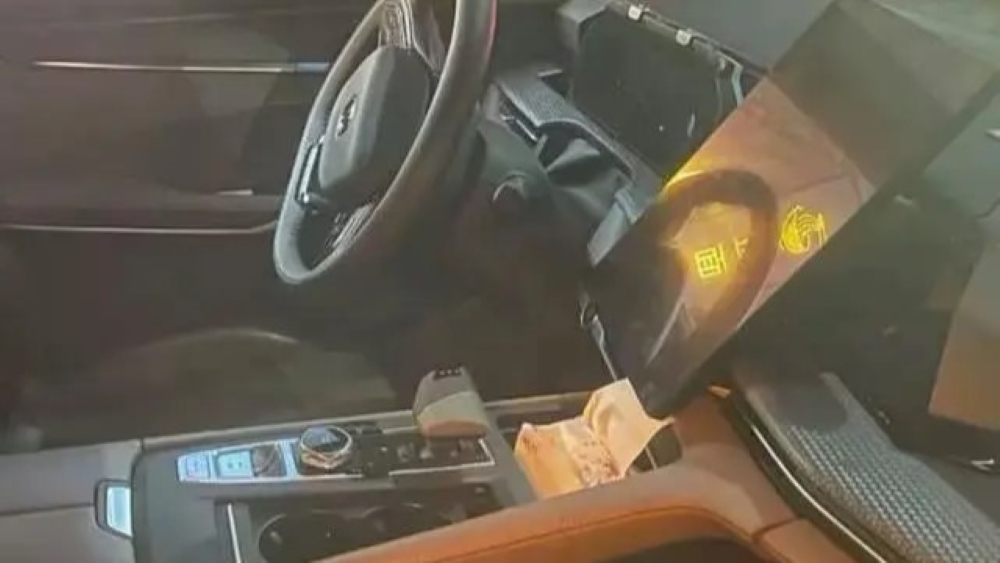 چانگان CS75 پلاس تازه در چین مشاهده شد_دلچسب 5 کابین خودرو