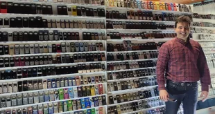 بزرگترین مجموعه گوشی های جهان