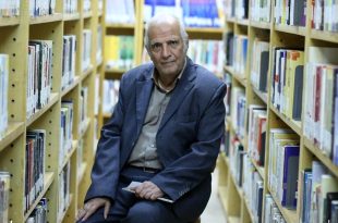 دبیرکل نهاد کتابخانه‌های عمومی کشور درگذشت محمود حکیمی را تسلیت گفت