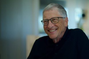 مصاحبه بیل گیتس درباره آینده هوش مصنوعی و نشر اطلاعات نادرست