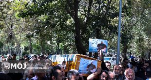 پیکر «محمدعلی بهمنی» شاعر سرشناس کشور وارد بندرعباس شد