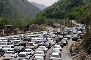 کندوان و هراز زیر بار ترافیک سنگین است