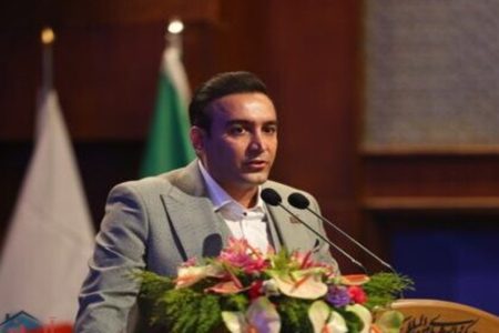 عبدی: استقلال اشتباه خود را سریع تر اصلاح کند