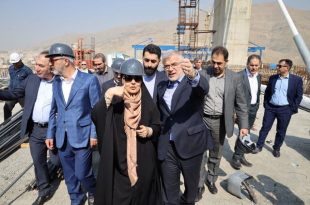 وزیر راه و شهرسازی از آزادراه شمالی کرج بازدید کرد