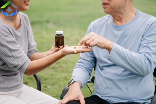 پرستاری در منزل برای بیماران مبتلا به آلزایمر و دمانس 6 2 1