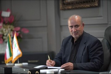 عکس | علی پروین: بهخاطر امام خمینی (ره) و جمهوری اسلامی به تیم ملی بازگشتم - خبرگزاری ورزش ایران_دلچسب 7 مهدی تاج: کار مهمی در ورزشگاه آزادی رخ داد/بازسازی مجموعهای مثل آزادی با ساختن خیلی فرق دارد