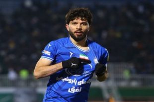 وینگر ازبکستانی استقلال بهترین بازیکن این تیم مقابل آلومینیوم