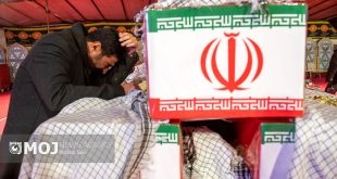 مراسم تشییع پیکرهای ۱۰۰ شهید گمنام از مقابل دانشگاه تهران آغاز شد