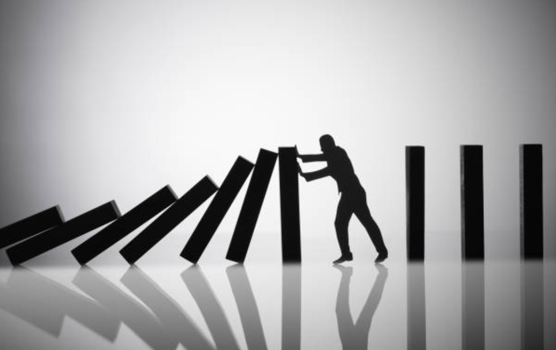 ۴ راه برای رهبری در زمان بحران دلچسب.webp