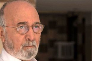 آغاز اجراهای بین‌المللی با نامگذاری دومین روز جشنواره تئاتر فجر به نام مرحوم پرویز پورحسینی