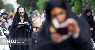 برگزاری قرائت دعای کمیل ویژه لیله‌الرغائب در حرم حضرت عبدالعظیم