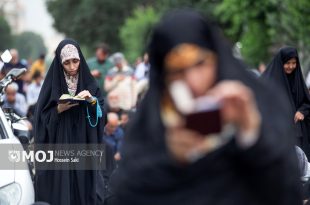 برگزاری قرائت دعای کمیل ویژه لیله‌الرغائب در حرم حضرت عبدالعظیم