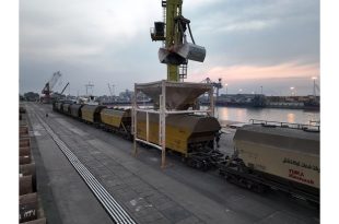 حمل ریلی غلات از بندر امیرآباد به بندر خشک پیشگامان استان یزد از سر گرفته شد